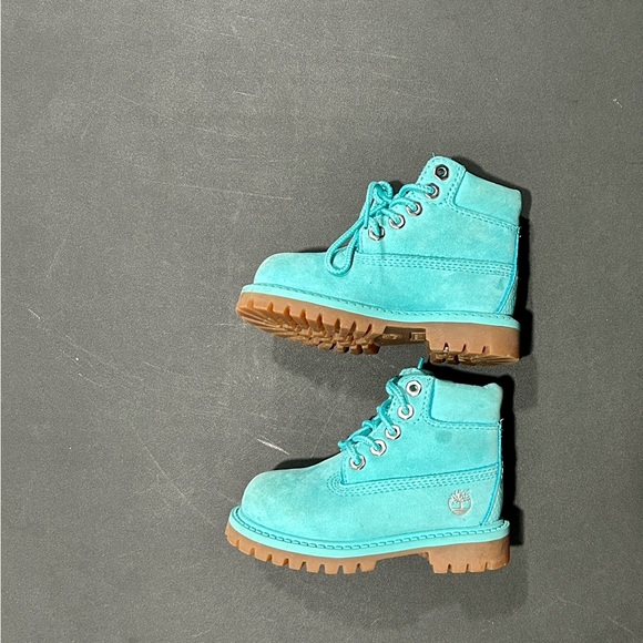 Timberlands - Picture 3 of 3